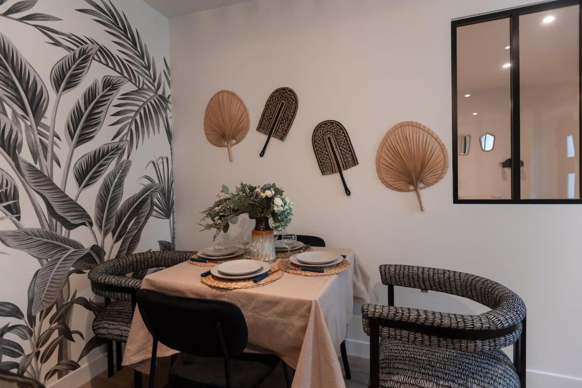 Appartement Rez De Chausse Dans Rue Pavee 4 Pers Nation *