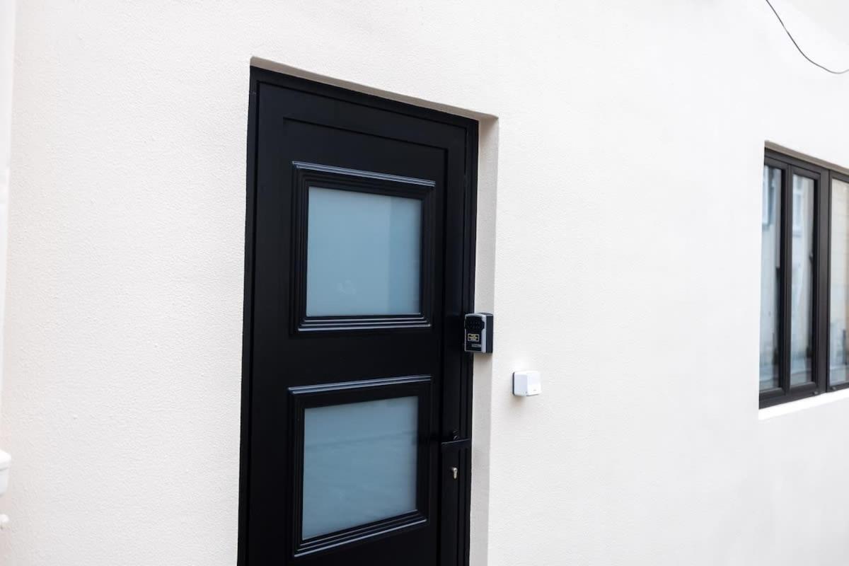 Rez De Chausse Dans Rue Pavee 4 Pers Nation Appartement *
